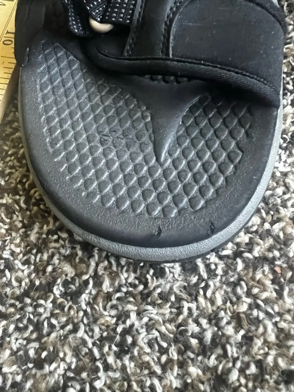 Ozark Trail Black and Tan Men's Outdoor Sport Sandals - Picture 3 of 6